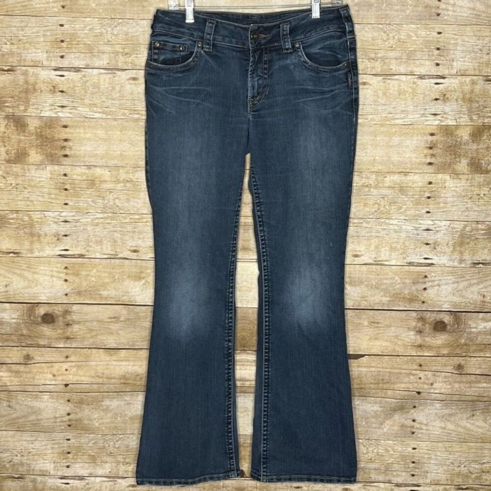 SILVER SUKI MID RISE BOOTCUT JEANS CLASSIC CASUAL DAILY WEAR WESTERN SIZE 31